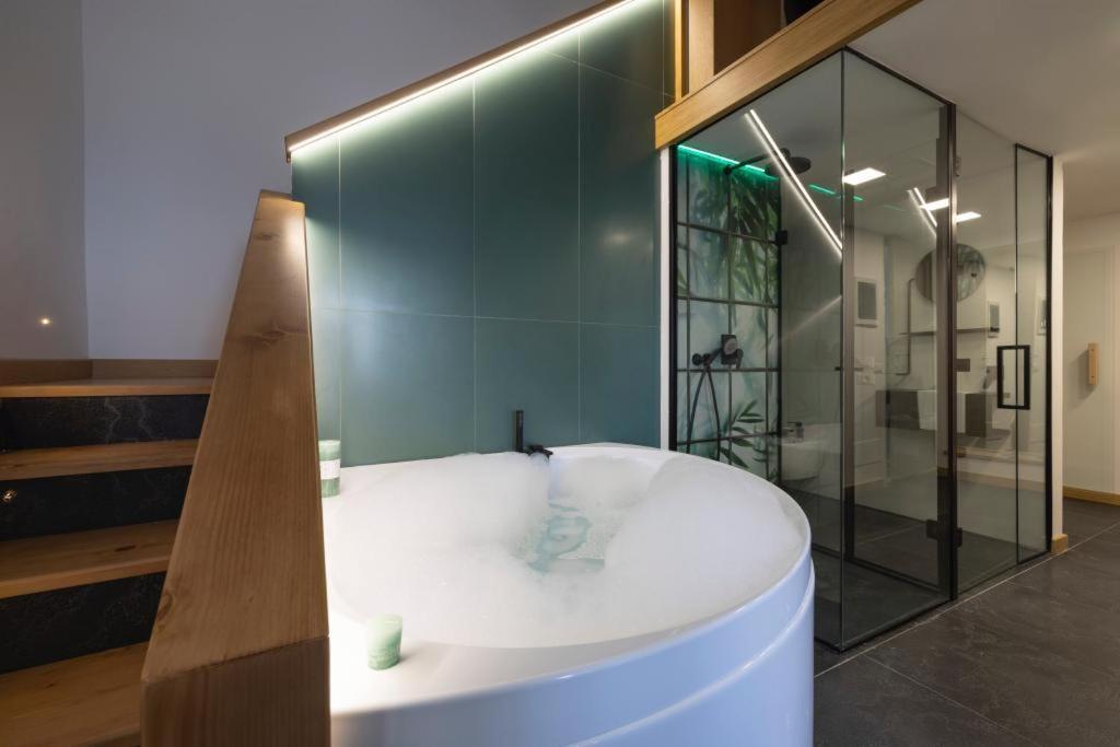 Bali Aqua&Charme Bed and Breakfast Gaeta Buitenkant foto