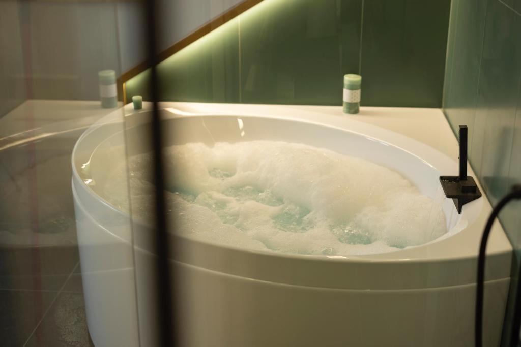 Bali Aqua&Charme Bed and Breakfast Gaeta Buitenkant foto